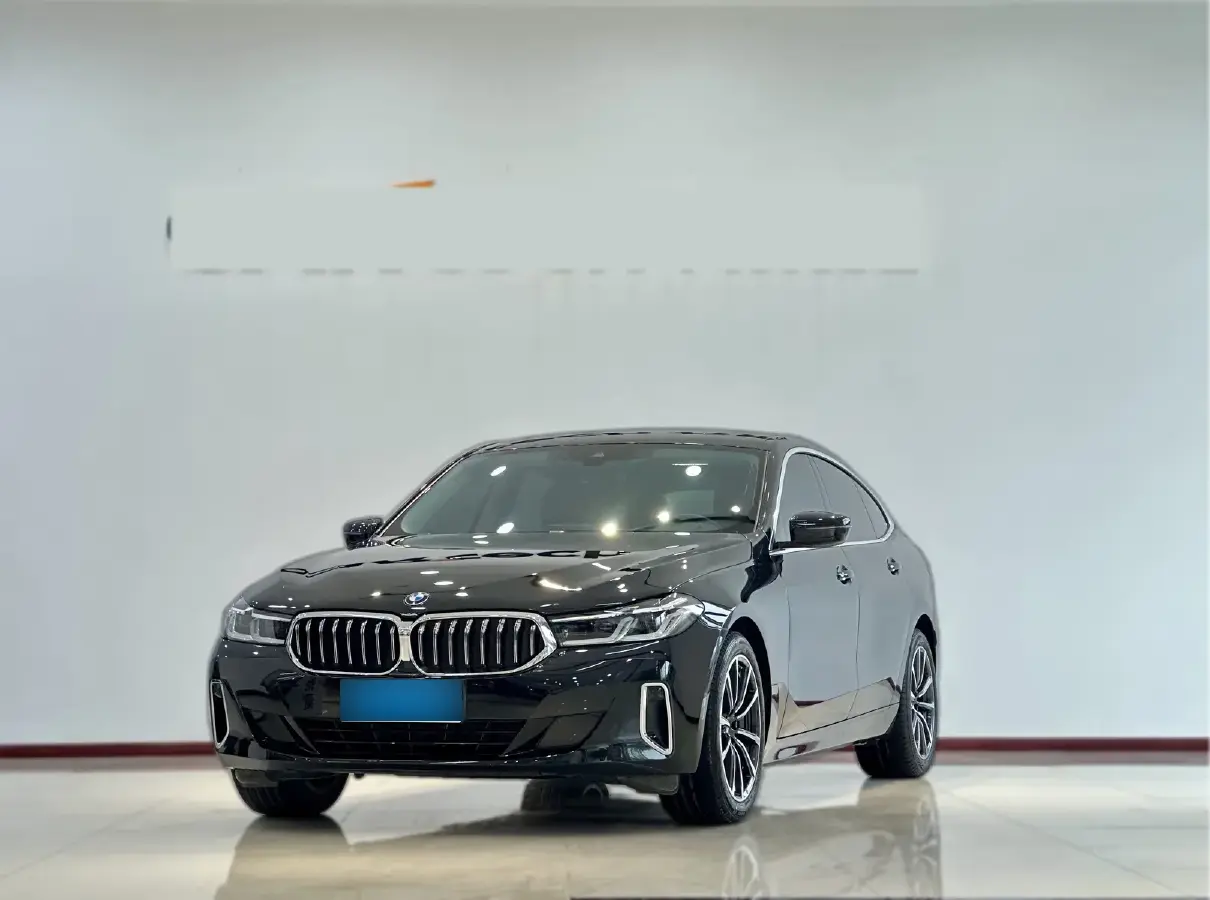 2022 BMW 6 Series GT 2.0T 245HP L4 8AT