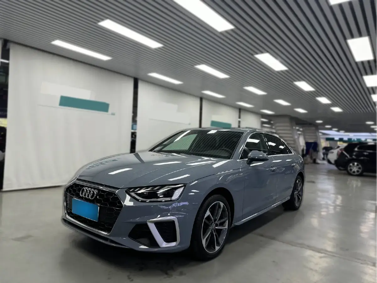 2020 Audi A4L 2.0T 190HP L4 7DCT