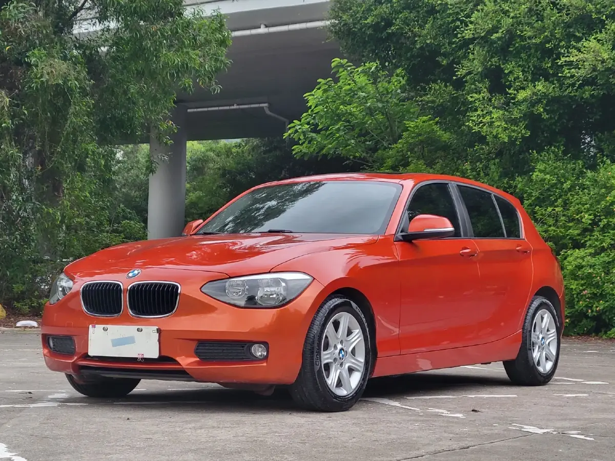 2012 BMW 1 Series 1.6T 136HP L4 8AT