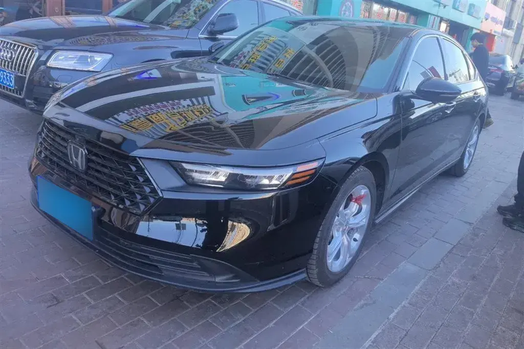 2023 Honda Accord 1.5T 192HP L4 CVT