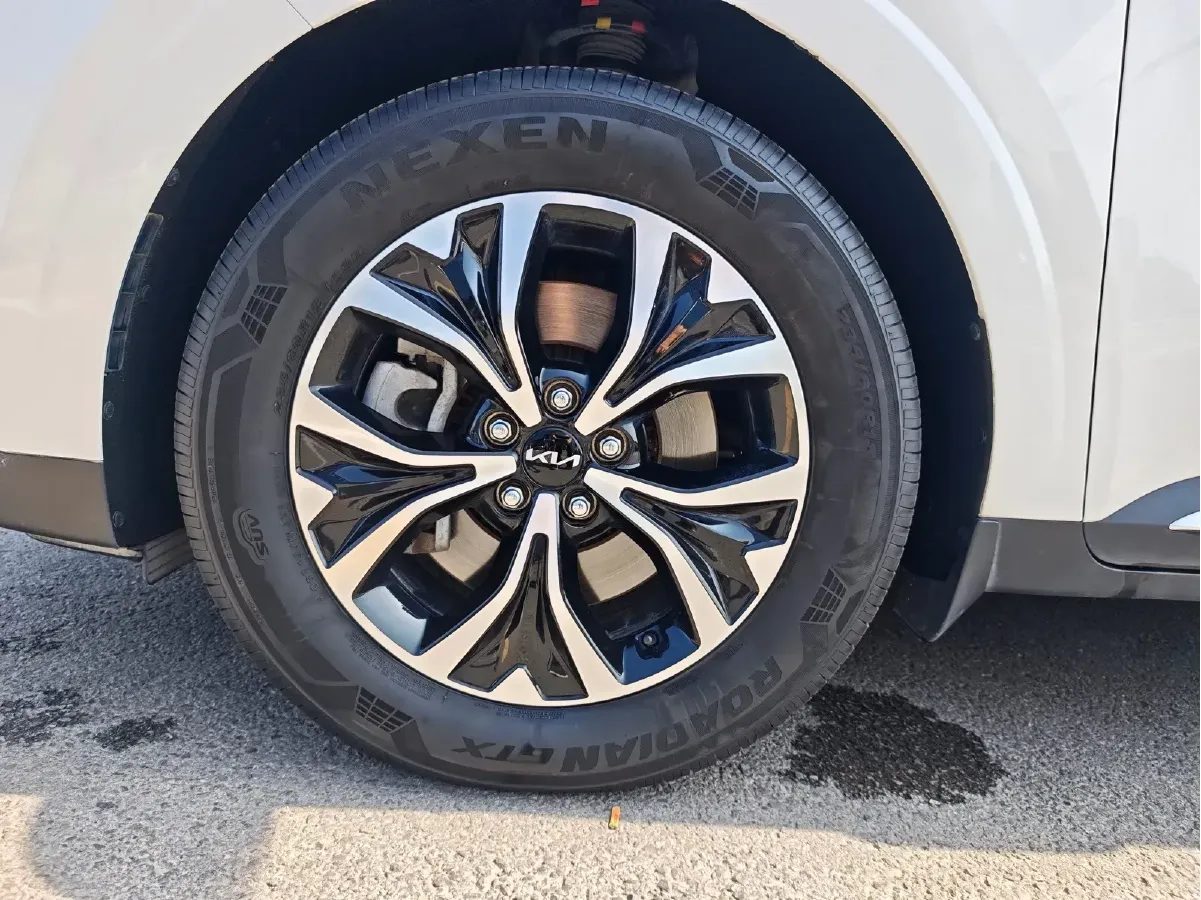 2021 Kia Carnival 2.0T 233HP L4 8AT,autocango,china used car exporter,china ev exporter,chinese used car exporter,chinese used ev exporter