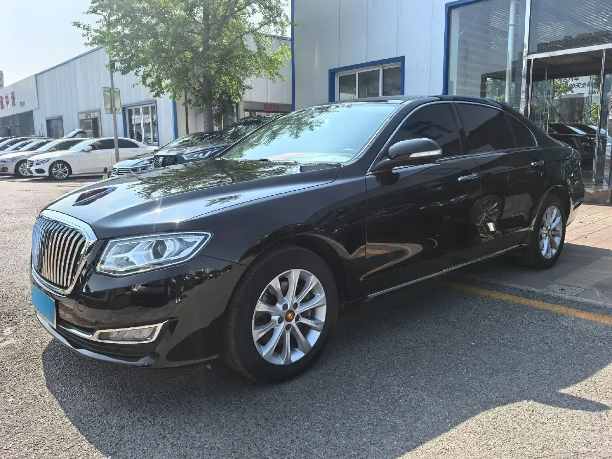 2017 HongQi H7 1.8T 188HP L4 6AT