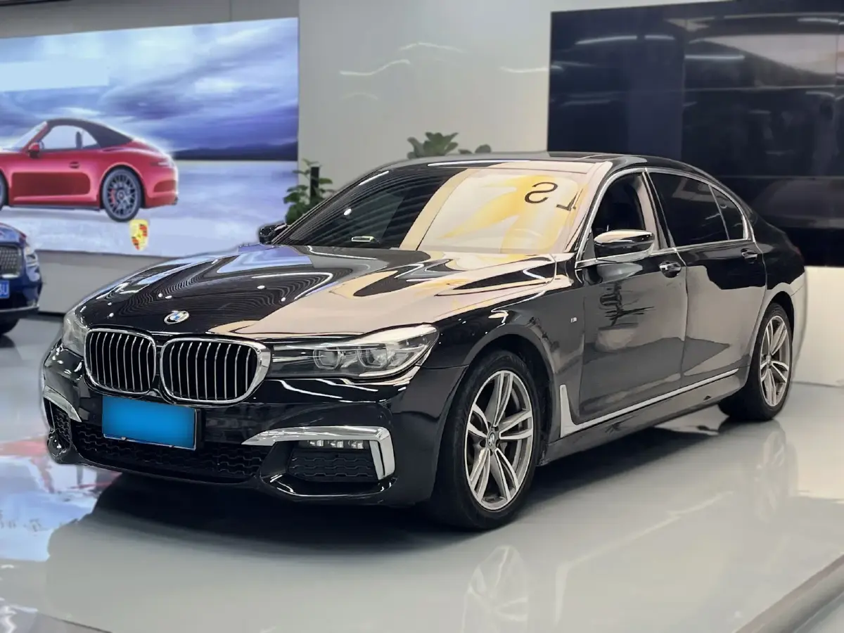 2018 BMW 7 Series 2.0T 258HP L4 8AT
