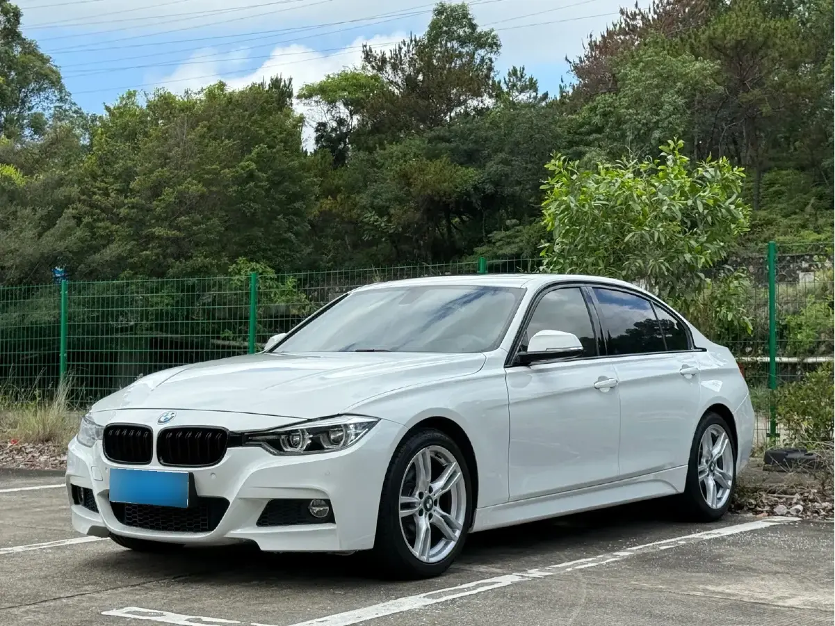 2019 BMW 3 Series 2.0T 184HP L4 8AT