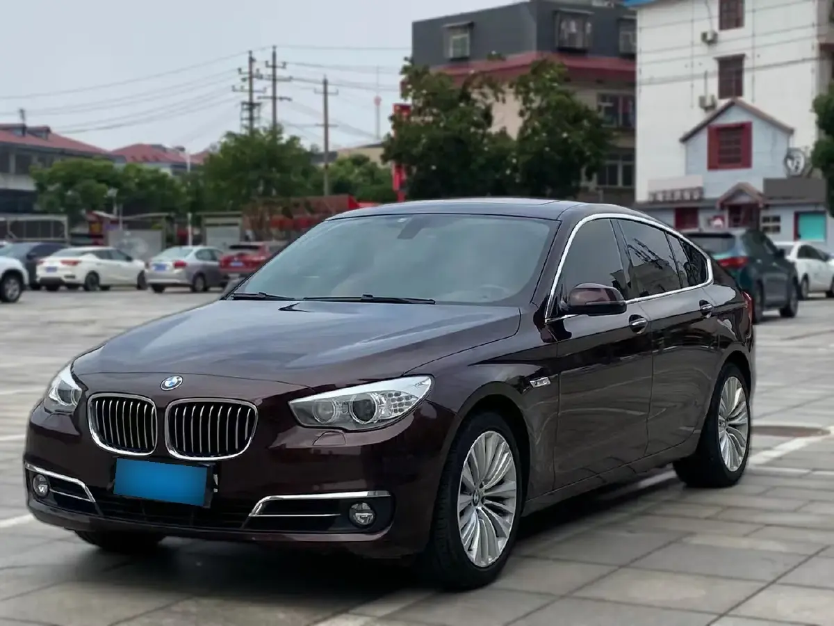 2014 BMW 5 Series GT 2.0T 245HP L4 8AT