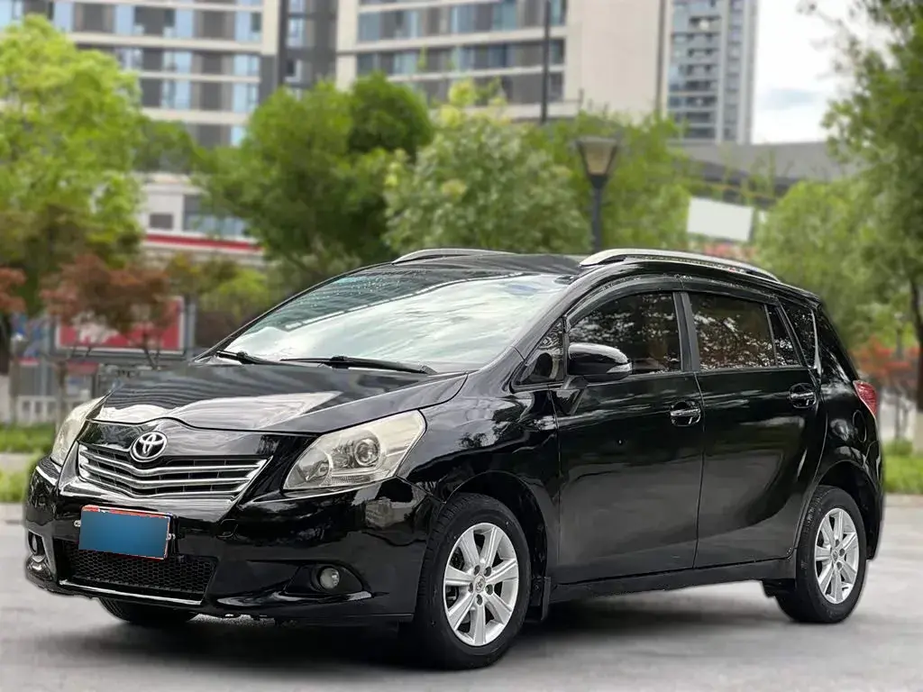 2014 Toyota Verso 1.8L 140HP L4 CVT
