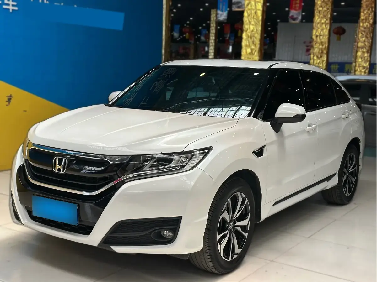 2017 Honda UR-V 1.5T 193HP L4 CVT