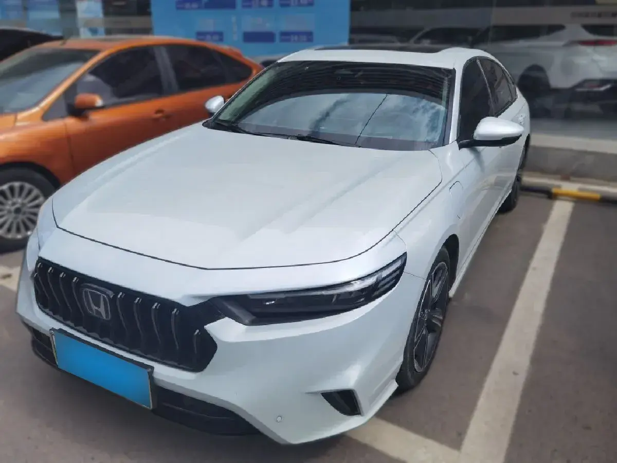 2023 Honda Inspire 1.5T 192HP L4 CVT