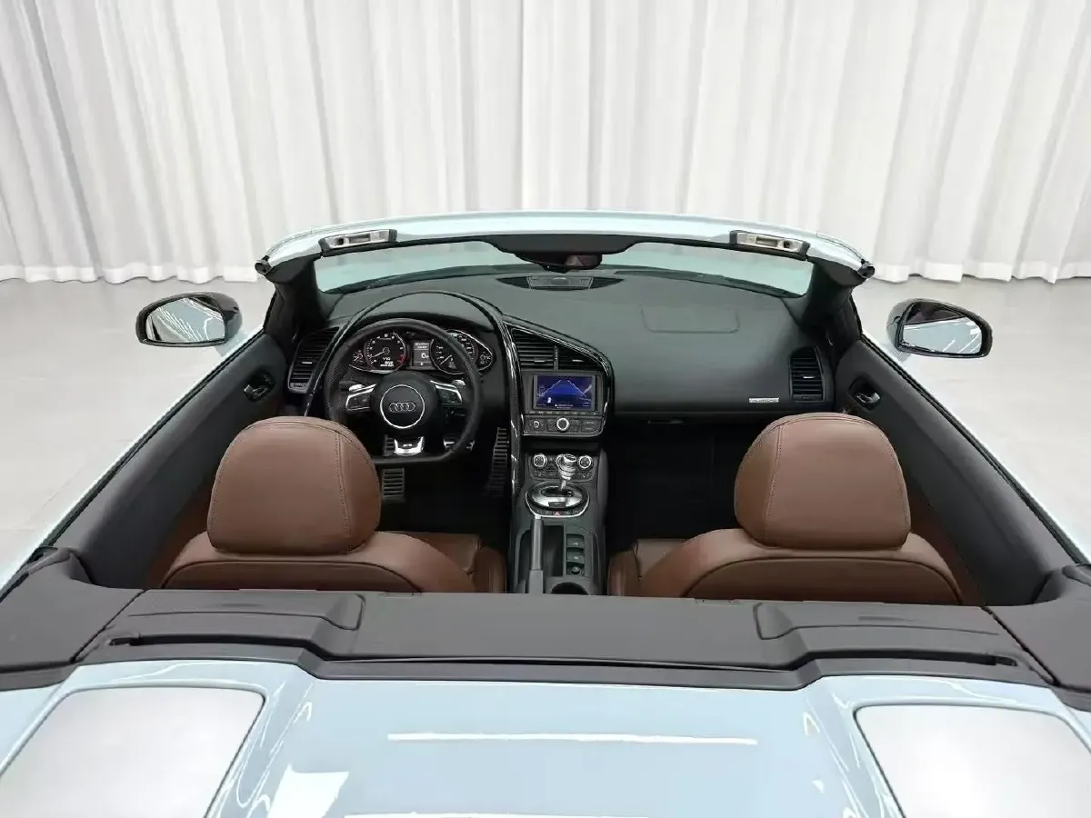 2011 Audi R8 5.2L 525HP V10 6AMT,autocango,china used car exporter,china ev exporter,chinese used car exporter,chinese used ev exporter