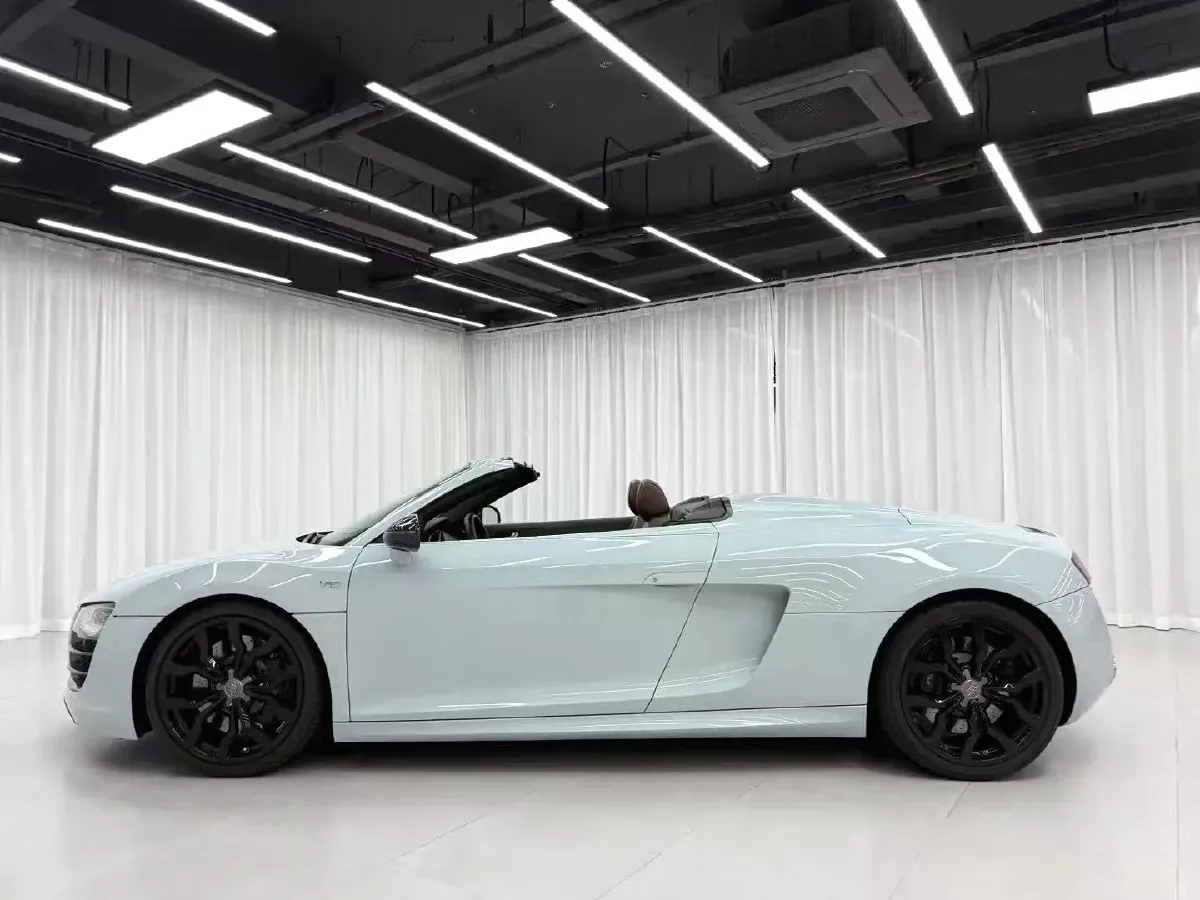 2011 Audi R8 5.2L 525HP V10 6AMT,autocango,china used car exporter,china ev exporter,chinese used car exporter,chinese used ev exporter