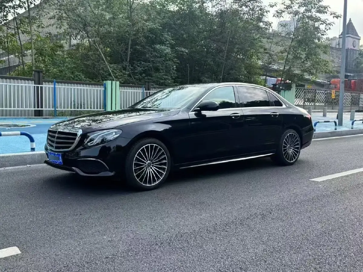 2016 Mercedes-Benz E Class 2.0T 245HP L4 9AT