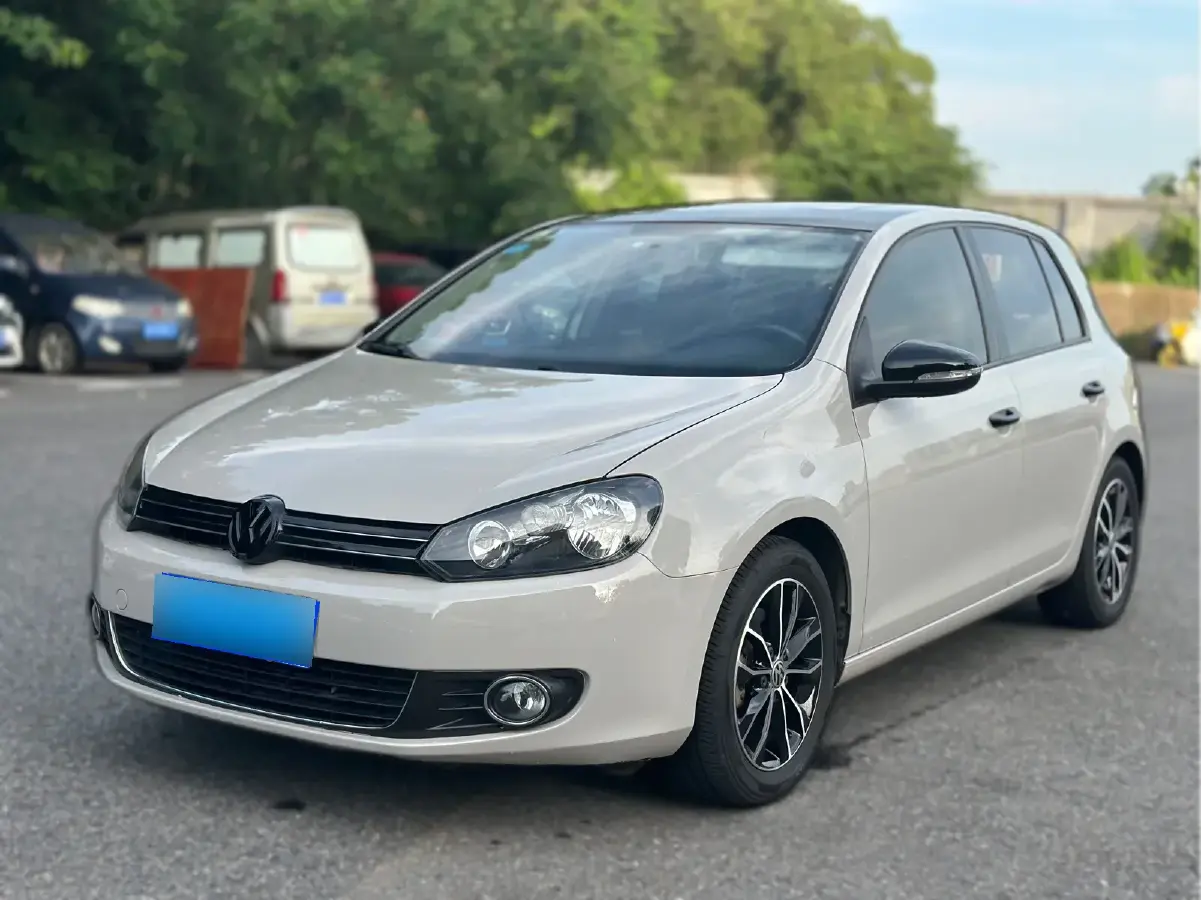 2012 Volkswagen Golf 1.4T 131HP L4 7DCT
