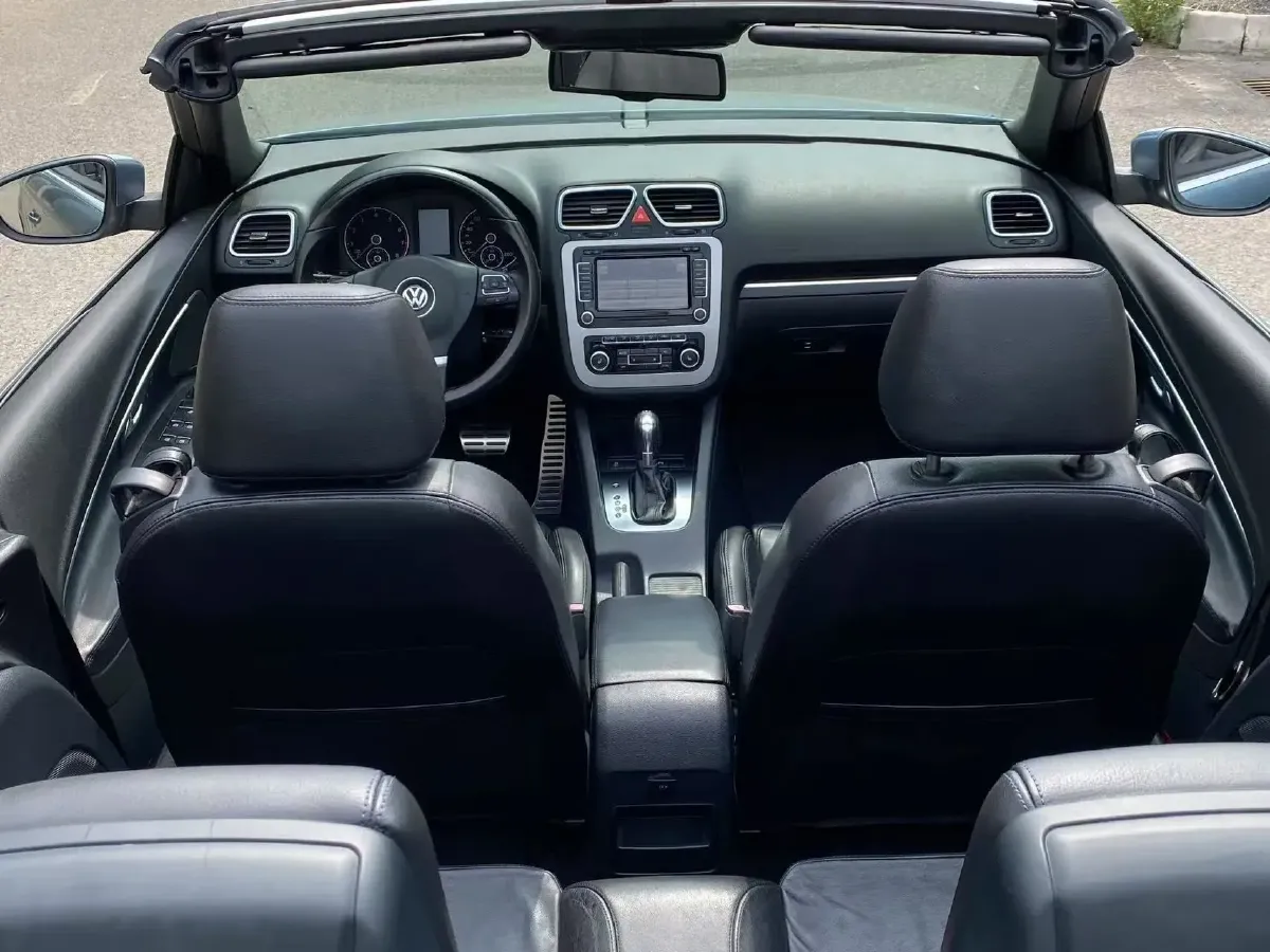 2011 Volkswagen Eos 2.0T 211HP L4 6DCT,autocango,china used car exporter,china ev exporter,chinese used car exporter,chinese used ev exporter