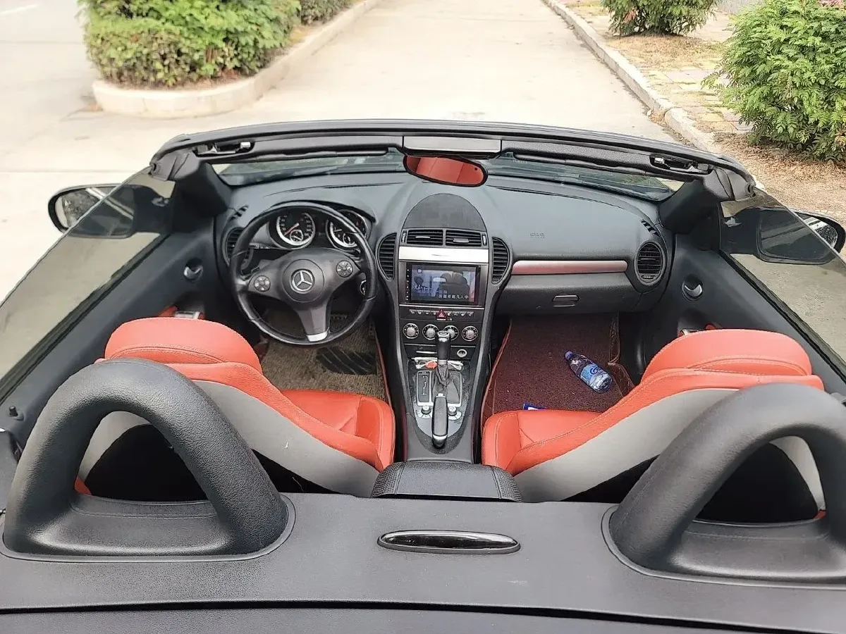 2010 Mercedes-Benz SLK Class 1.8T 184HP L4 5AT,autocango,china used car exporter,china ev exporter,chinese used car exporter,chinese used ev exporter