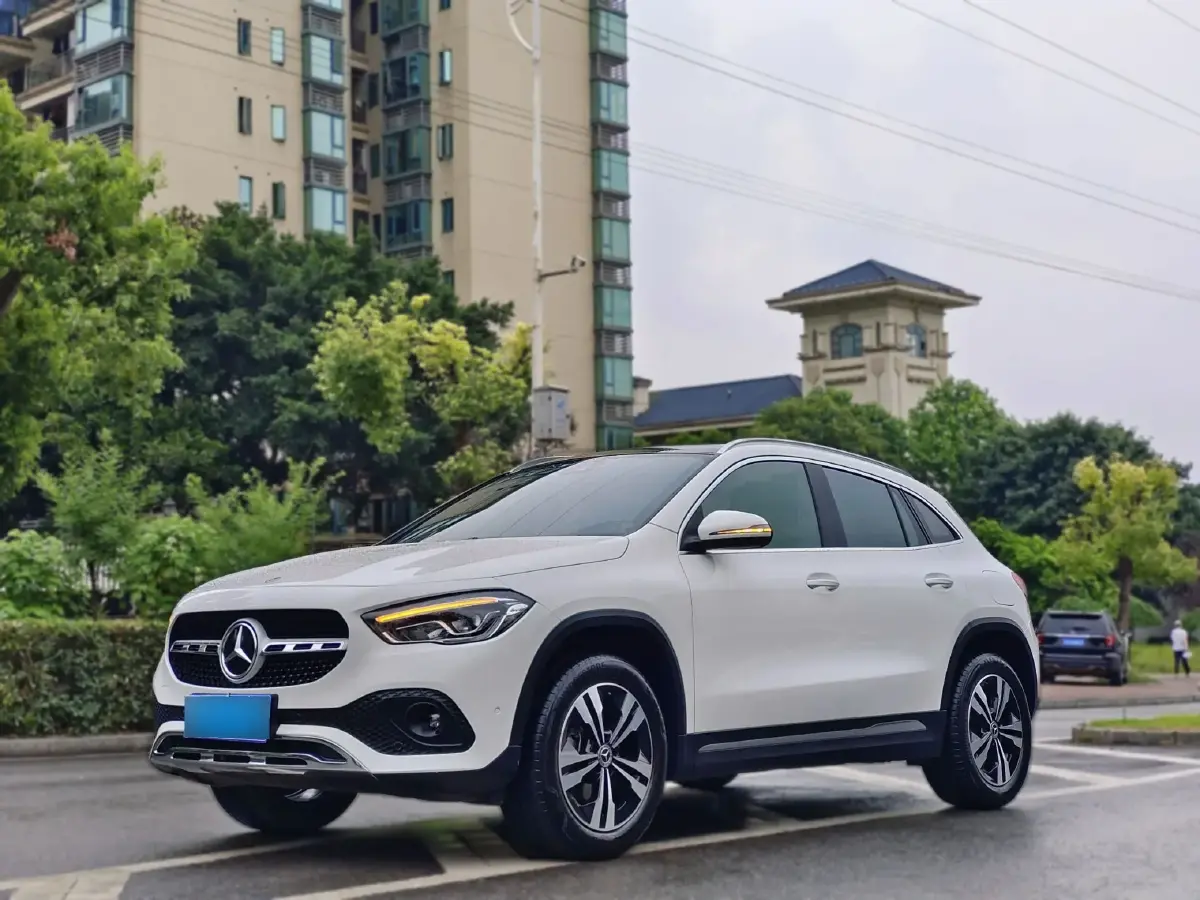 2022 Mercedes-Benz GLA Class 1.3T 163HP L4 7DCT