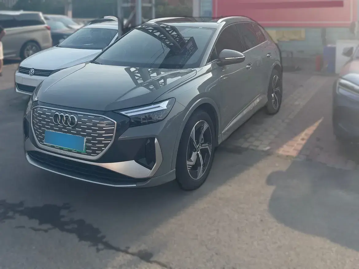 2024 Audi Q4 e-tron BEV 84.8KWH