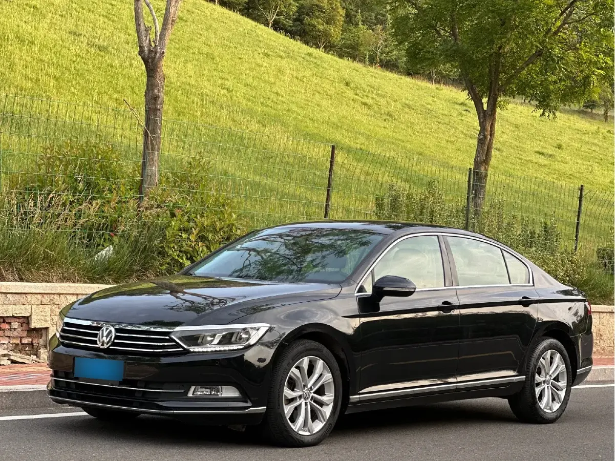 2017 Volkswagen Magotan 1.8T 180HP L4 7DCT