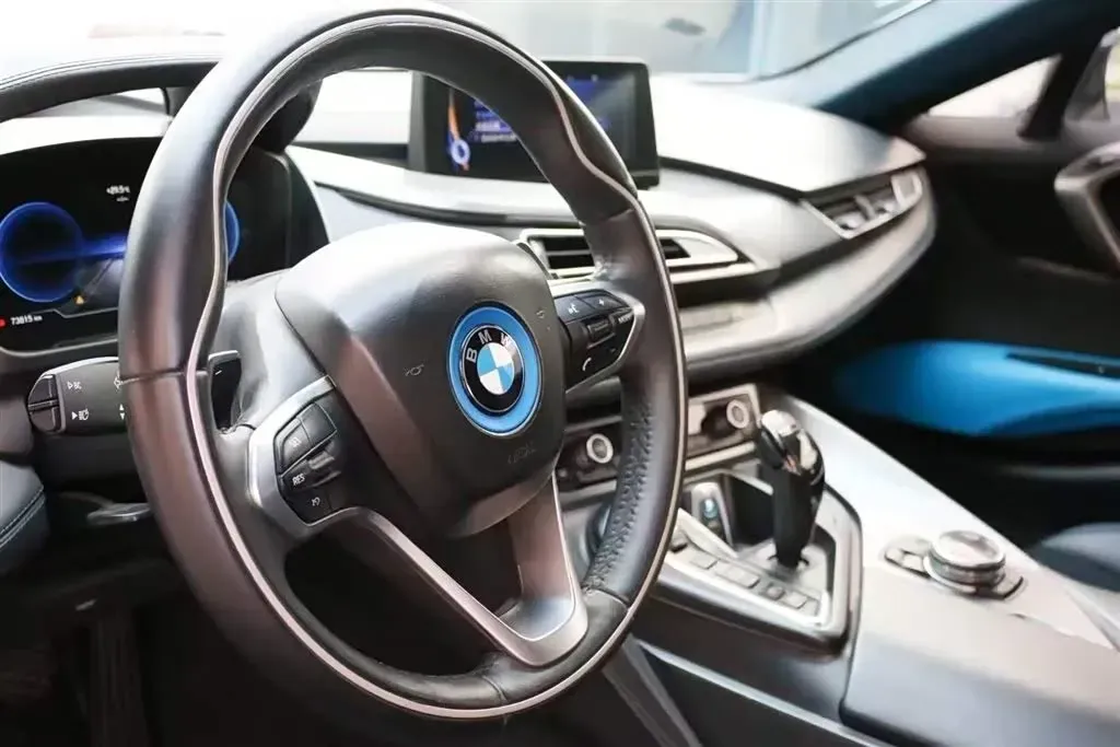 2014 BMW i8 1.5T 231HP L3 6AT PHEV 7.1KWH,autocango,china used car exporter,china ev exporter,chinese used car exporter,chinese used ev exporter