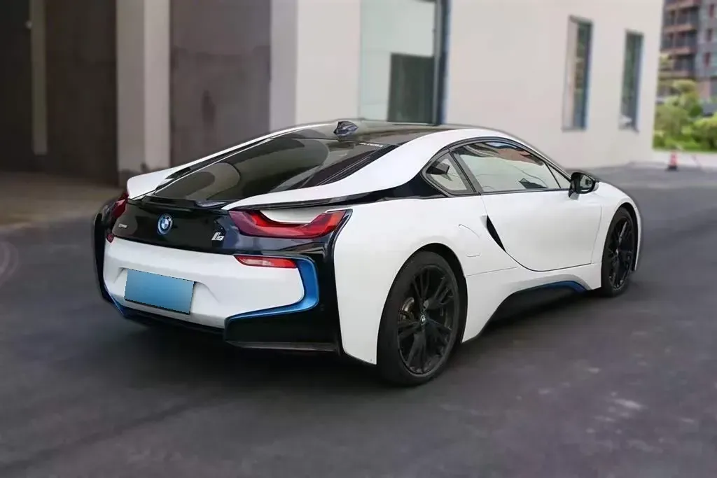 2014 BMW i8 1.5T 231HP L3 6AT PHEV 7.1KWH,autocango,china used car exporter,china ev exporter,chinese used car exporter,chinese used ev exporter