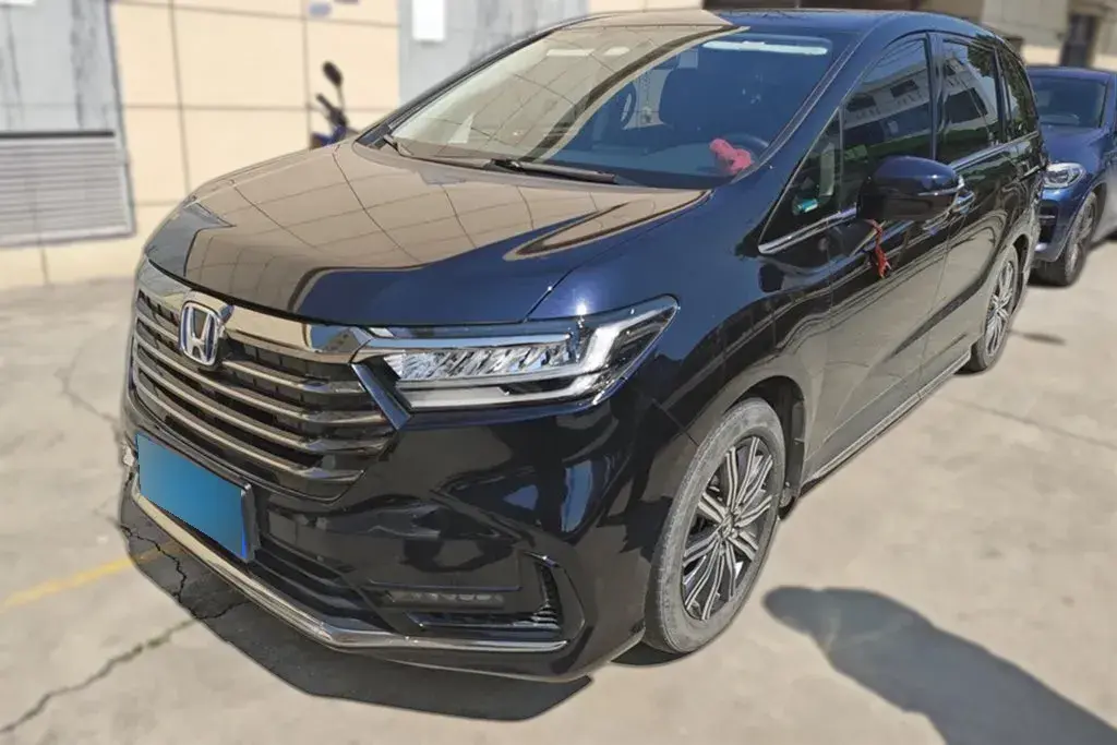 2022 Honda Odyssey 2.0L 146HP L4 E-CVT Hybrid