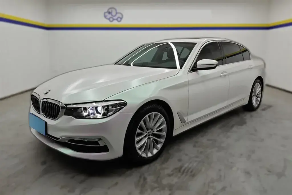 2019 BMW 5 Series 2.0T 184HP L4 8AT