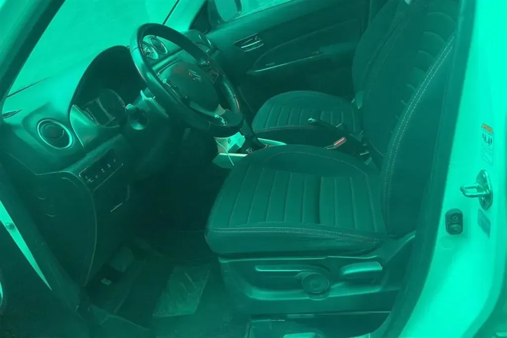 2016 Suzuki Vitara 1.4T 140HP L4 6AT,autocango,china used car exporter,china ev exporter,chinese used car exporter,chinese used ev exporter