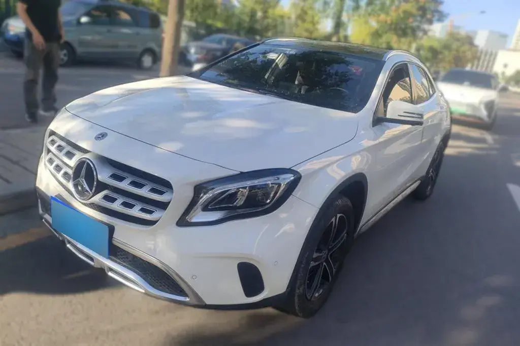 2018 Mercedes-Benz GLA Class 1.6T 156HP L4 7DCT