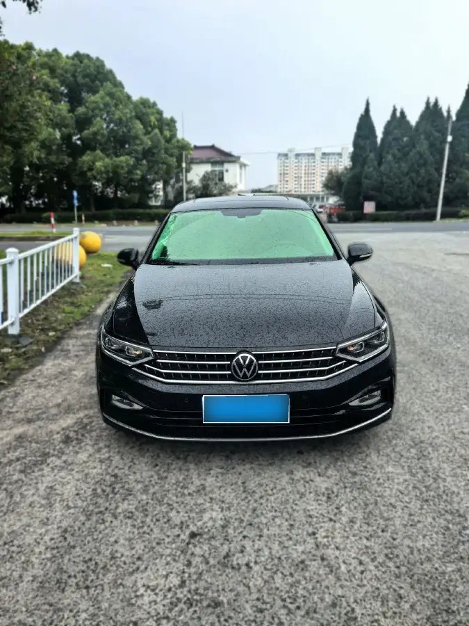 2023 Volkswagen Magotan 2.0T 186HP L4 7DCT