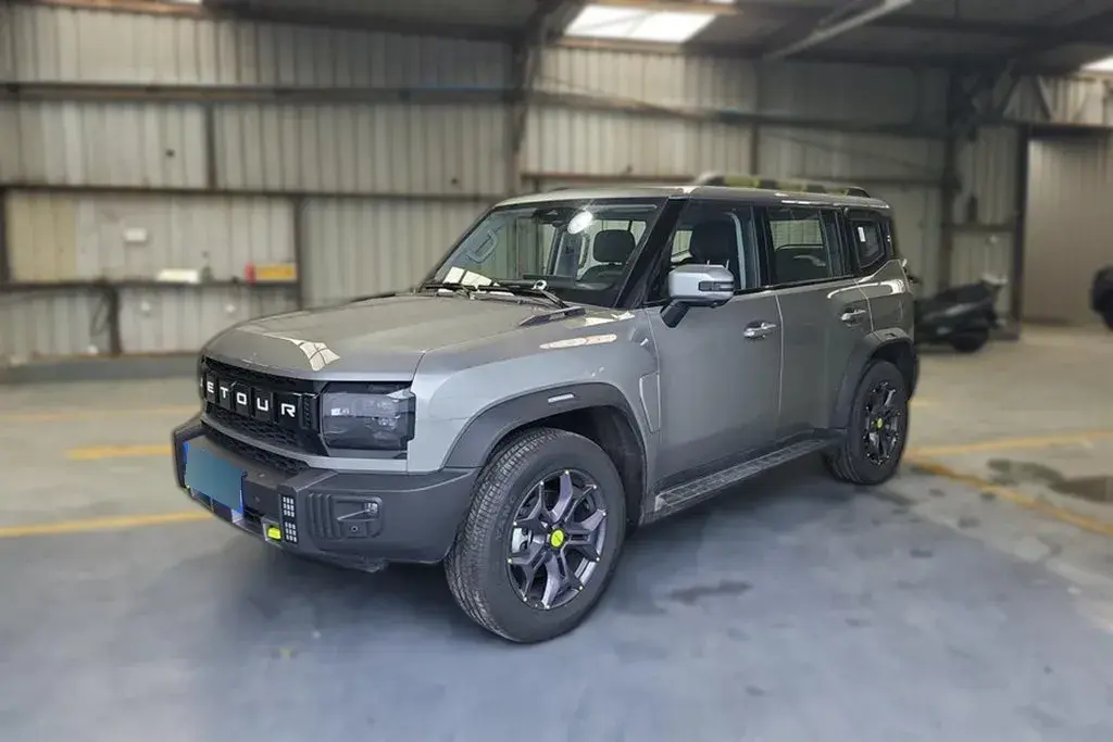 2023 Jetour Traveller 2.0T 254HP L4 7DCT