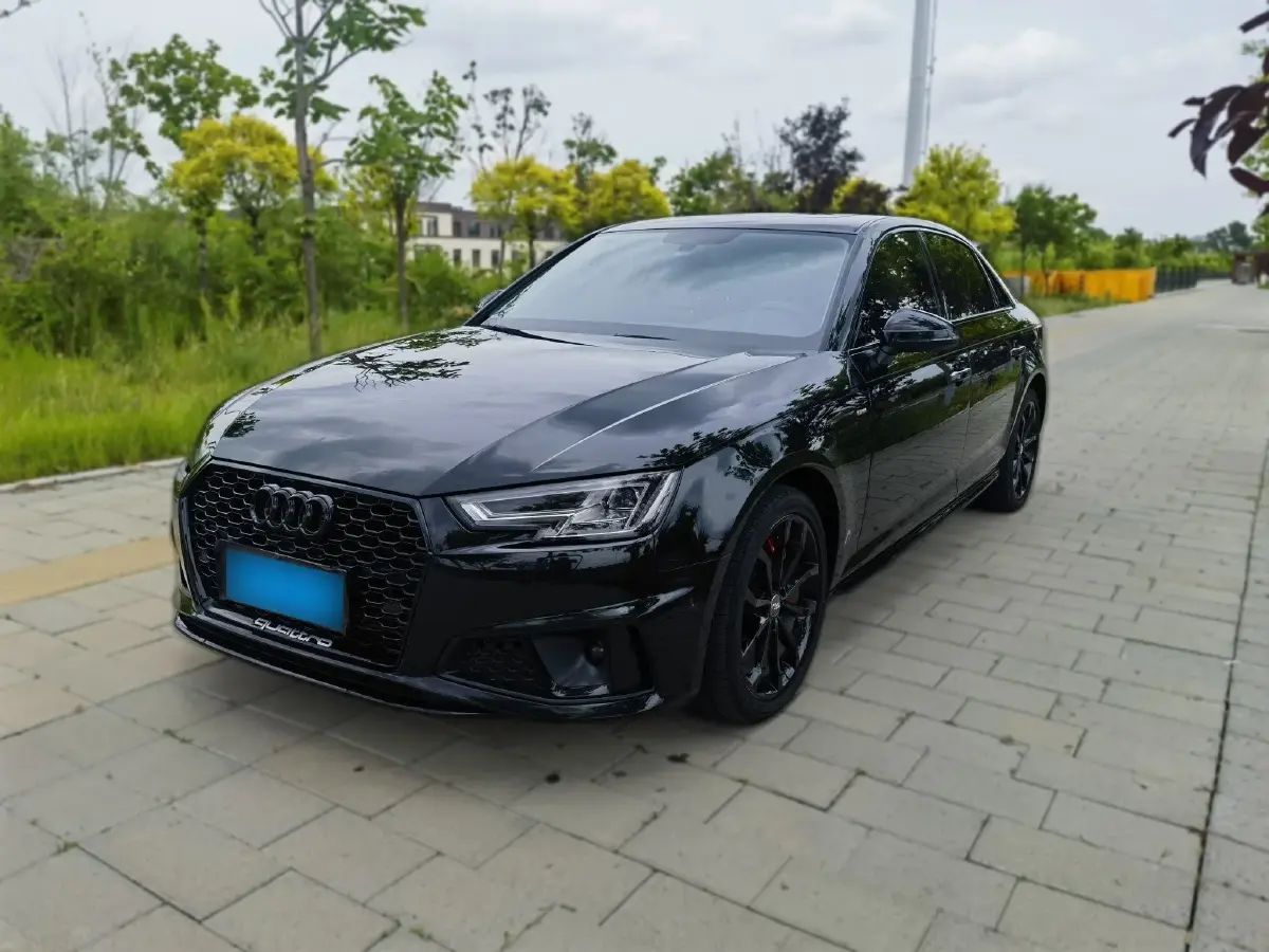 2019 Audi A4L 2.0T 190HP L4 7DCT