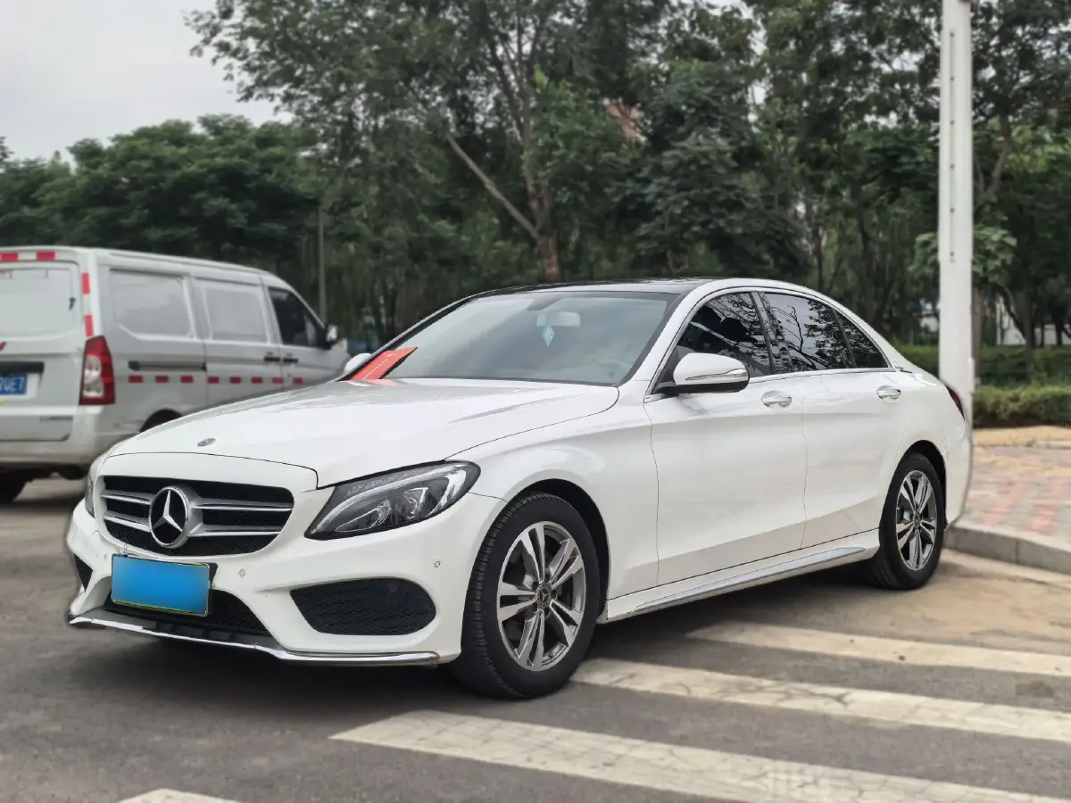 2018 Mercedes-Benz C Class 1.6T 156HP L4 9AT