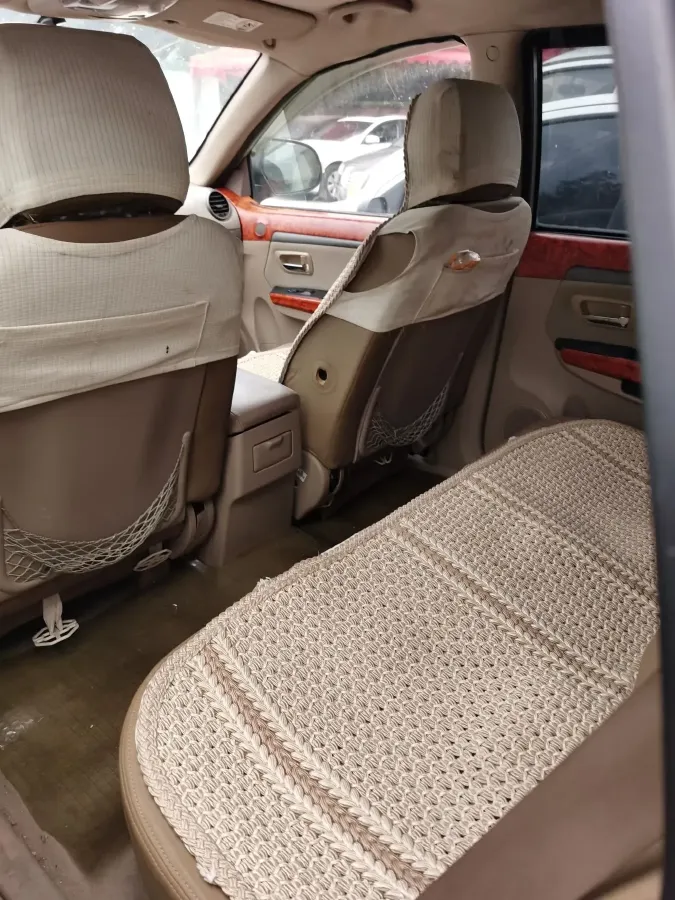 2010 Haval H3 2.0L 122HP L4 5MT,autocango,china used car exporter,china ev exporter,chinese used car exporter,chinese used ev exporter