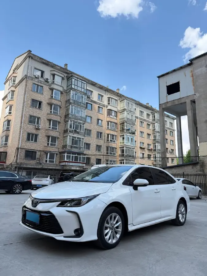 2021 Toyota Corolla 1.8L 98HP L4 E-CVT Hybrid