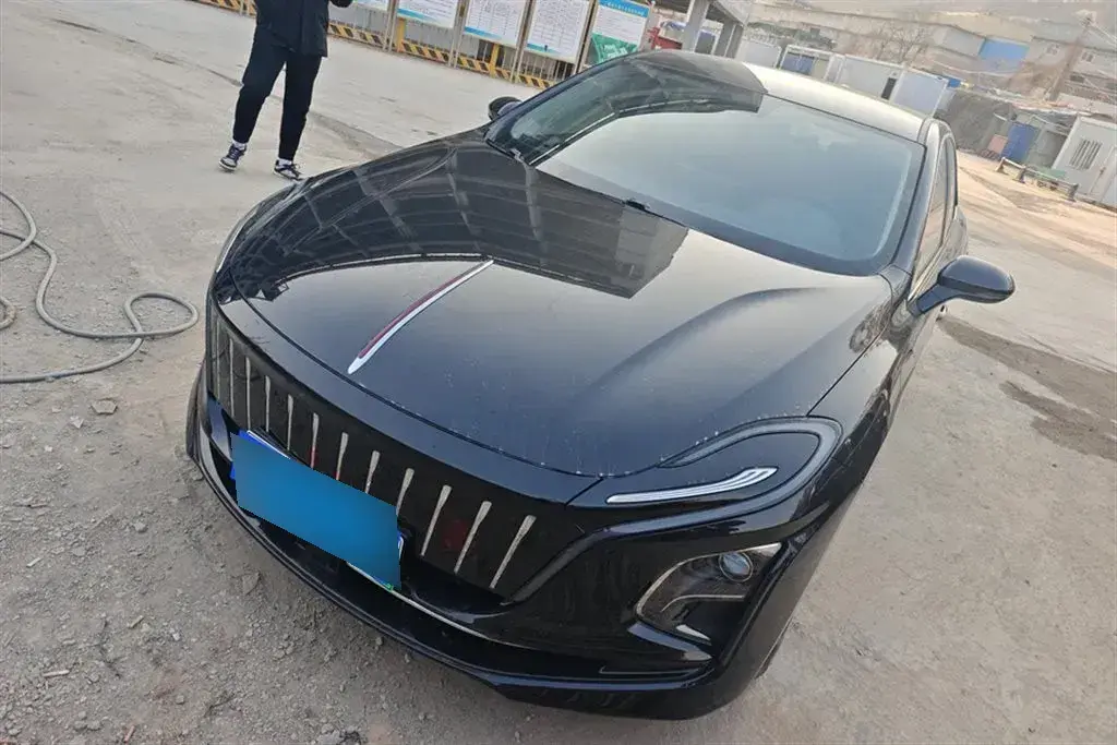 2022 HongQi E-QM5 BEV 54KWH