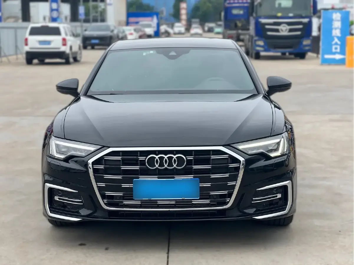 2020 Audi A6L 2.0T 190HP L4 7DCT