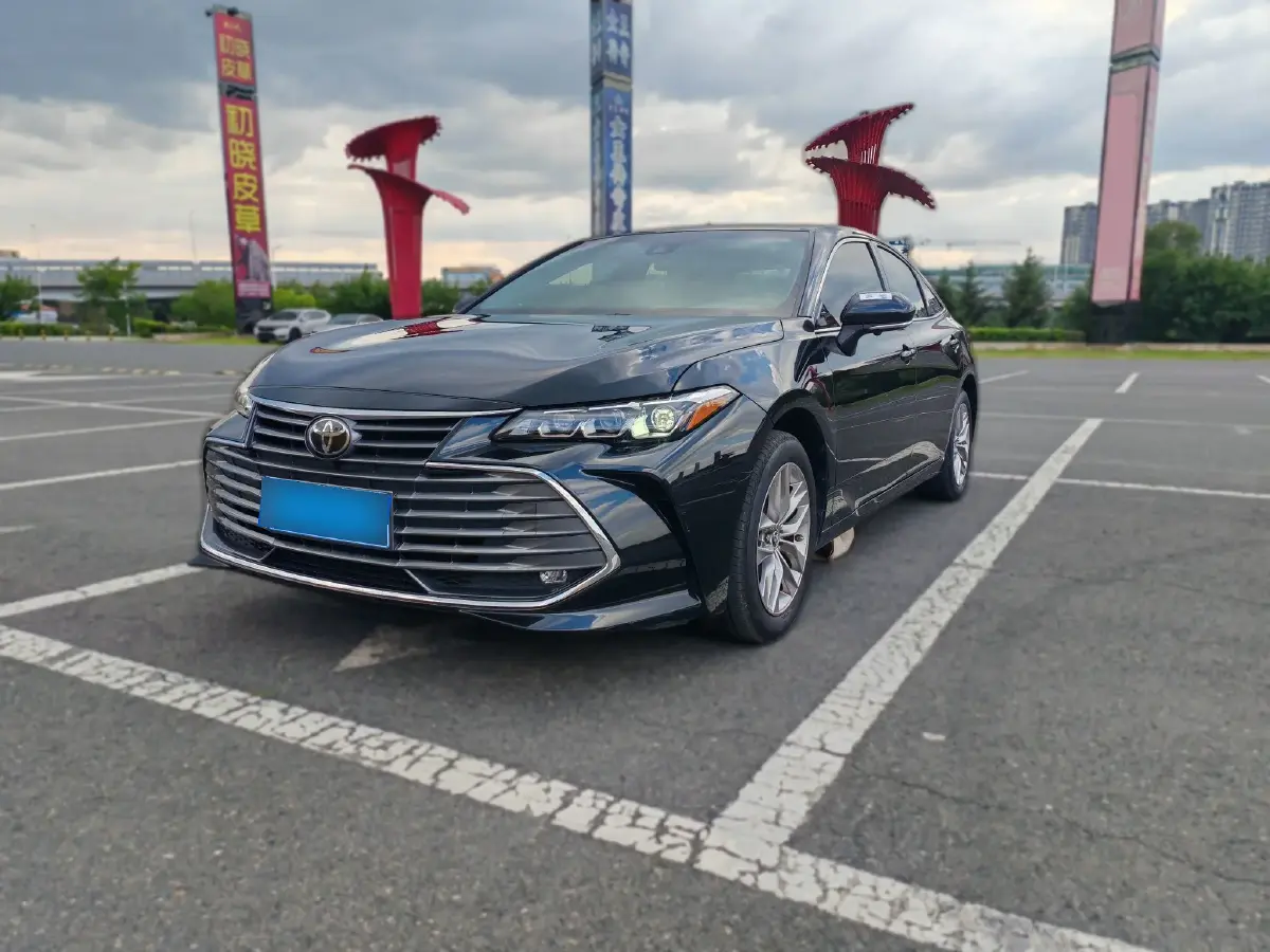 2019 Toyota Avalon 2.0L 178HP L4 CVT