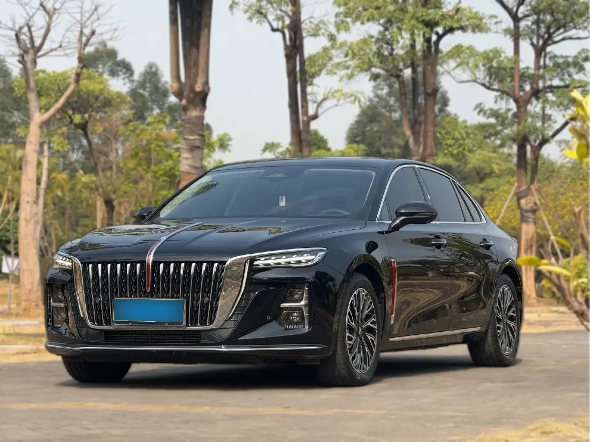 2024 HongQi H5 2.0T 224HP L4 8AT