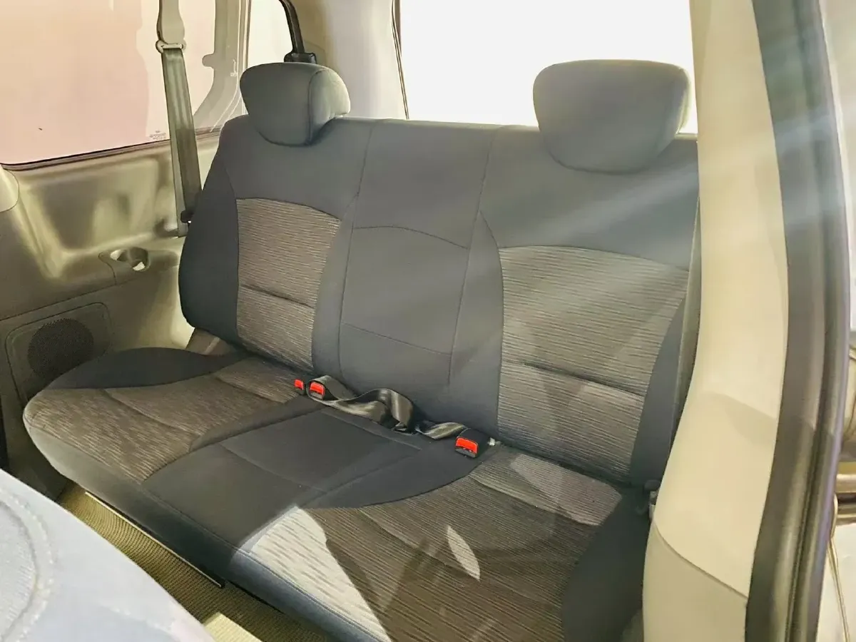 2011 Hyundai H-1 Wagon 2.4L 173HP L4 4AT,autocango,china used car exporter,china ev exporter,chinese used car exporter,chinese used ev exporter