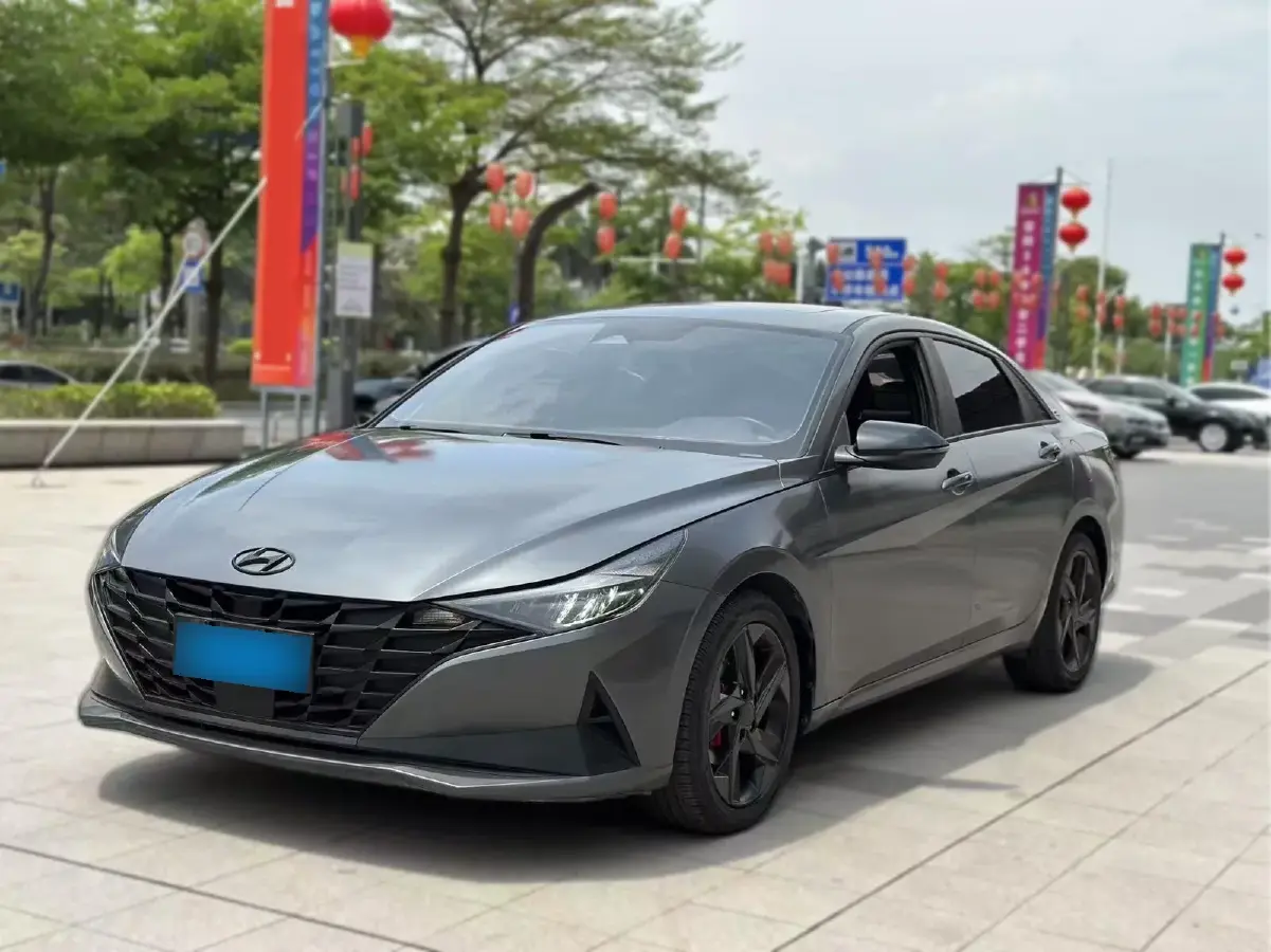 2022 Hyundai Elantra 1.5L 115HP L4 CVT