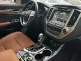 2017 ChangAn CS95 2.0T 233HP L4 6AT,autocango,china used car exporter,china ev exporter,chinese used car exporter,chinese used ev exporter