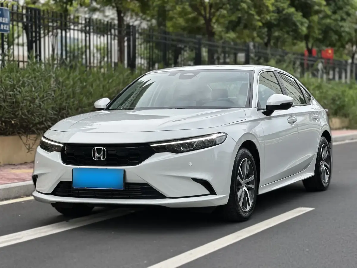 2025 Honda Integra 1.5T 182HP L4 CVT