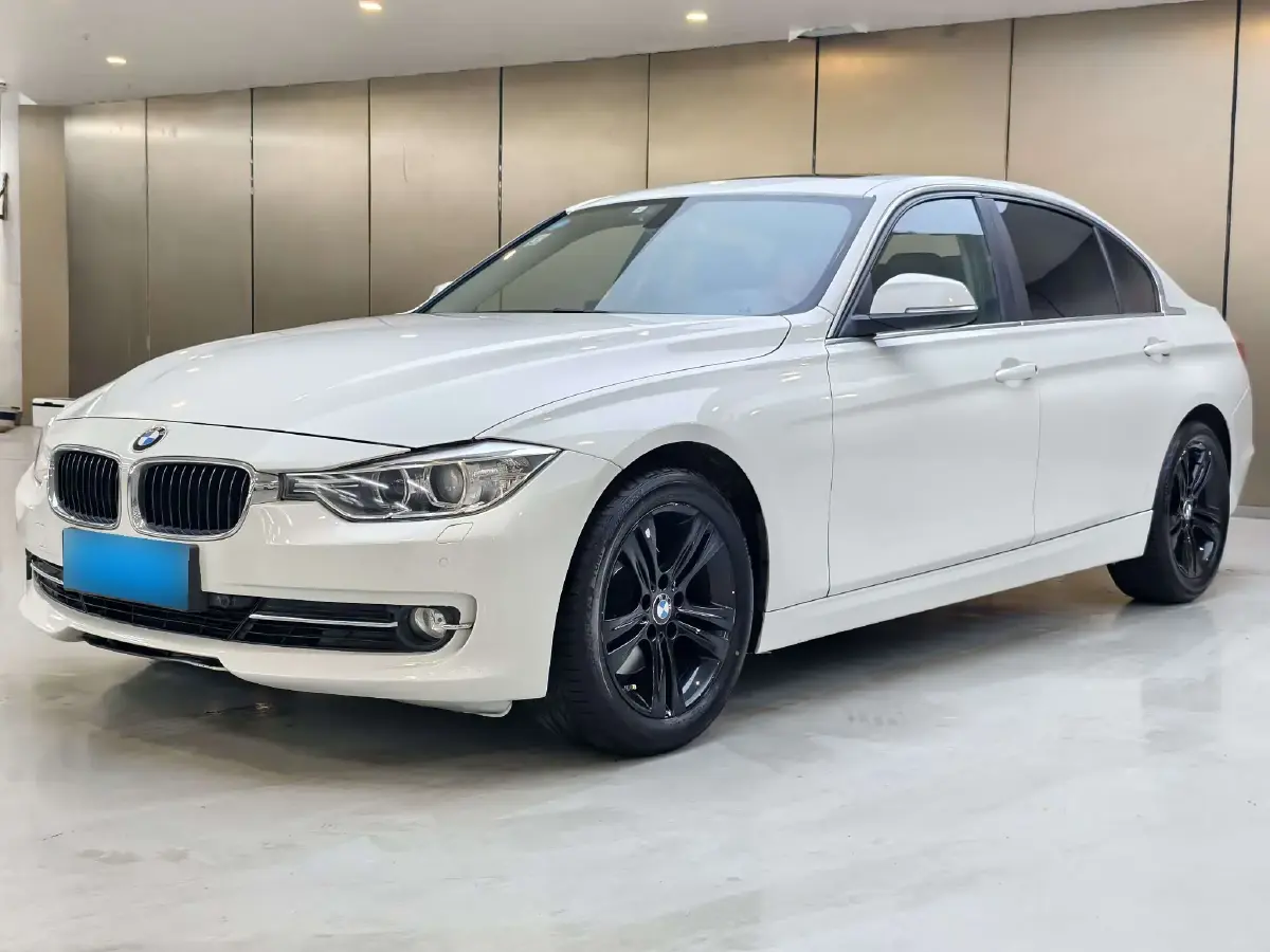 2015 BMW 3 Series 2.0T 245HP L4 8AT