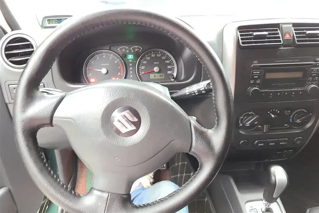 2012 Suzuki Jimny 1.3L 85HP L4 4AT,autocango,china used car exporter,china ev exporter,chinese used car exporter,chinese used ev exporter