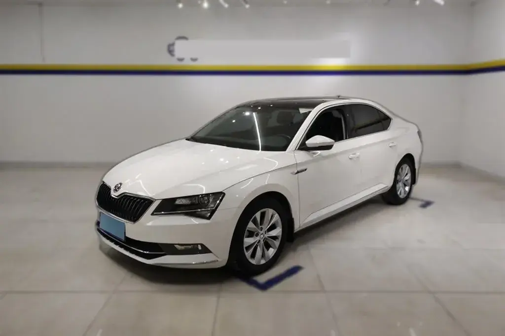 2016 Skoda Superb 1.8T 180HP L4 7DCT