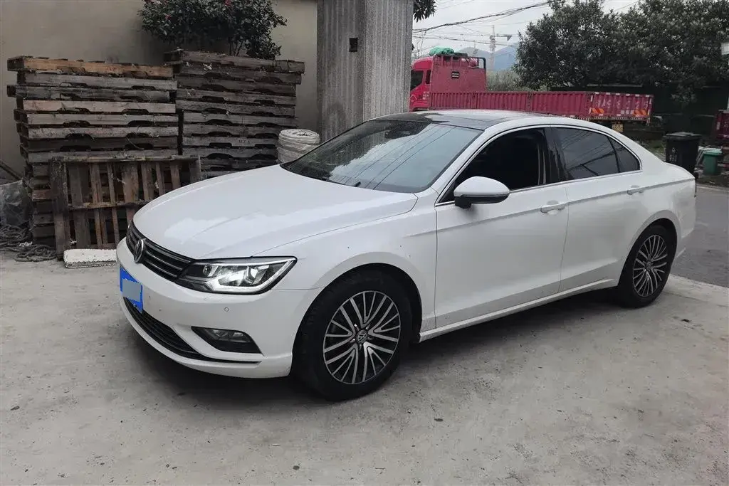 2018 Volkswagen Lamando 1.4T 150HP L4 7DCT