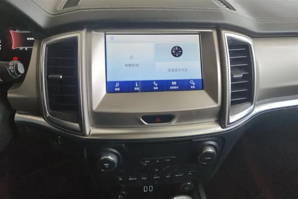 2020 Ford Everest 2.3T 275HP L4 10AT,autocango,china used car exporter,china ev exporter,chinese used car exporter,chinese used ev exporter