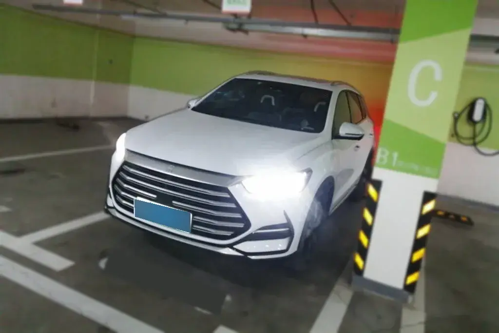 2022 BYD Song Pro 1.5L 110HP L4 E-CVT PHEV 18.3KWH