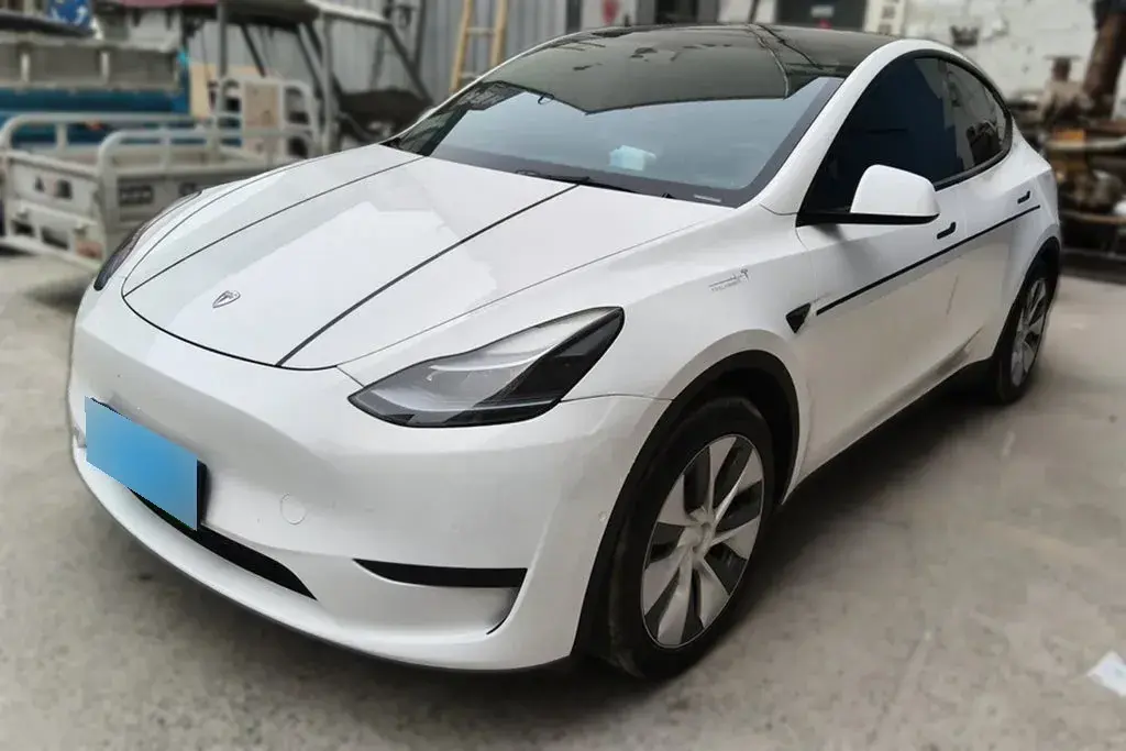 2022 Tesla Model Y BEV 60KWH