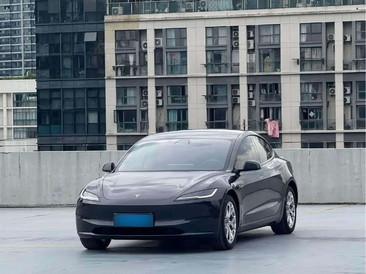 2023 Tesla Model 3 BEV 78.4KWH