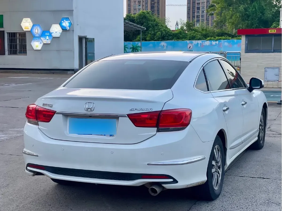 2015 Honda Spirior 2.0L 155HP L4 CVT,autocango,china used car exporter,china ev exporter,chinese used car exporter,chinese used ev exporter